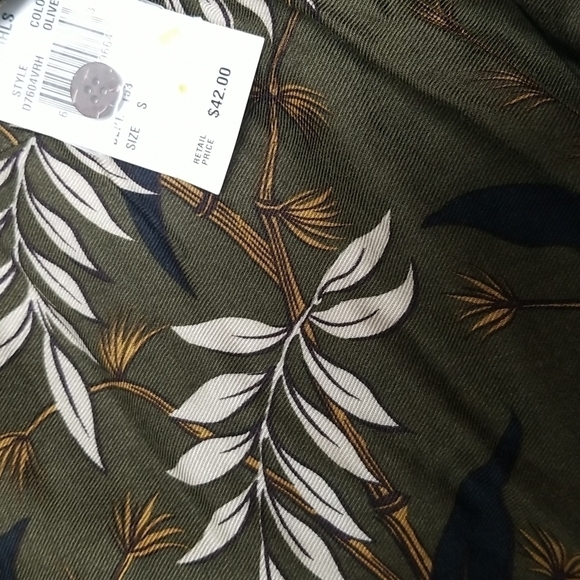 𝅺havana Jack's Cafe Hawaiian Floral Shirt Short Sleeve Size Small Mens - Picture 9 of 9